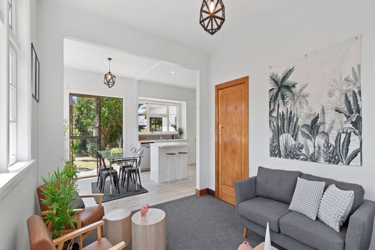 Photo of property in 1/126 Wairakei Road, Bryndwr, Christchurch, 8053