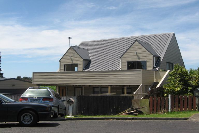 Photo of property in 31a Crispe Road, Clarks Beach, 2122