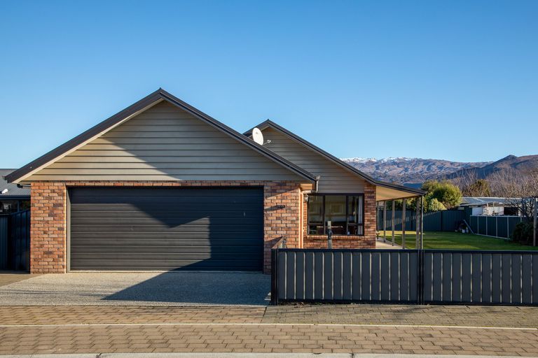 Photo of property in 115 Fache Street, Clyde, 9330