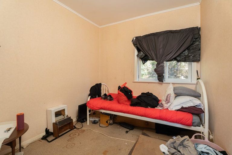 Photo of property in 19 Bayview Road, Paremata, Porirua, 5024
