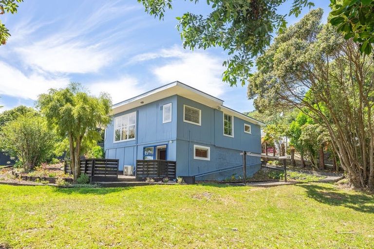 Photo of property in 30 Ruru Street, Waikanae, 5036