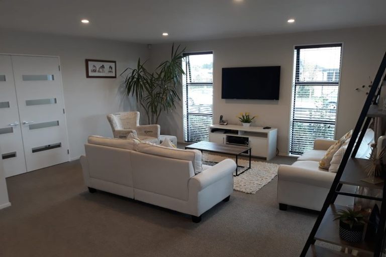 Photo of property in 28 Storer Street, Kaiapoi, 7630