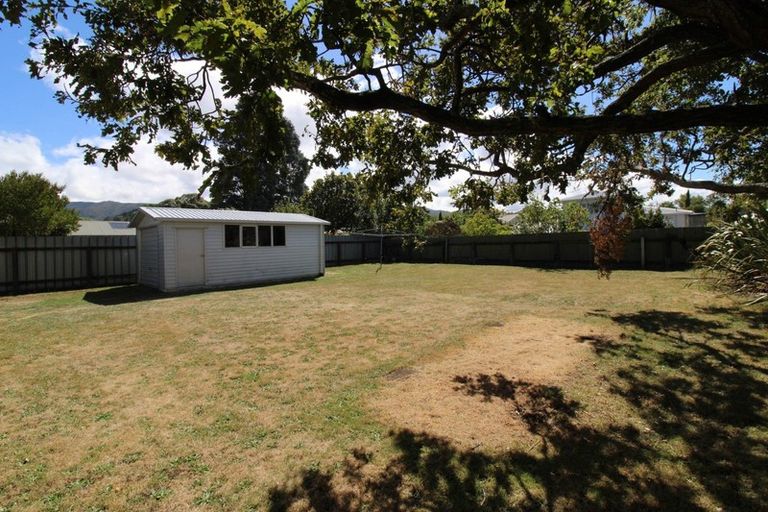 Photo of property in 87 Brandon Street, Featherston, 5710