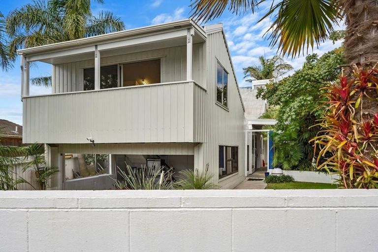 Photo of property in 4 Taitapu Street, Massey, Auckland, 0614