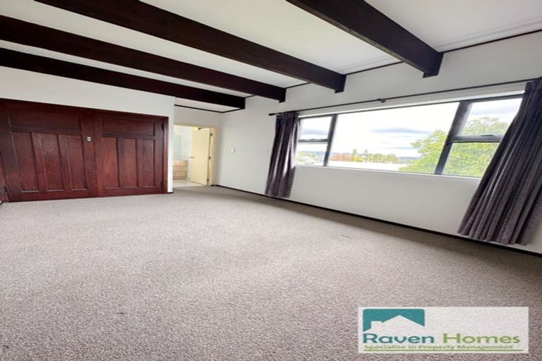 Photo of property in 2/20 Humphrey Kemp Avenue, Henderson, Auckland, 0612