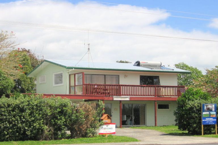 Photo of property in 104 Seaforth Road, Waihi Beach, 3611