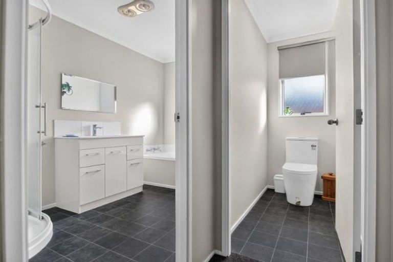 Photo of property in 35 Nottingham Drive, Hamilton East, Hamilton, 3216