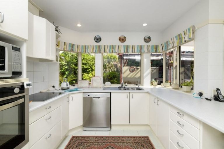 Photo of property in 1/207 Oceanbeach Road, Mount Maunganui, 3116