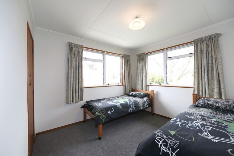 Photo of property in 33 Folkestone Drive, Flaxmere, Hastings, 4120