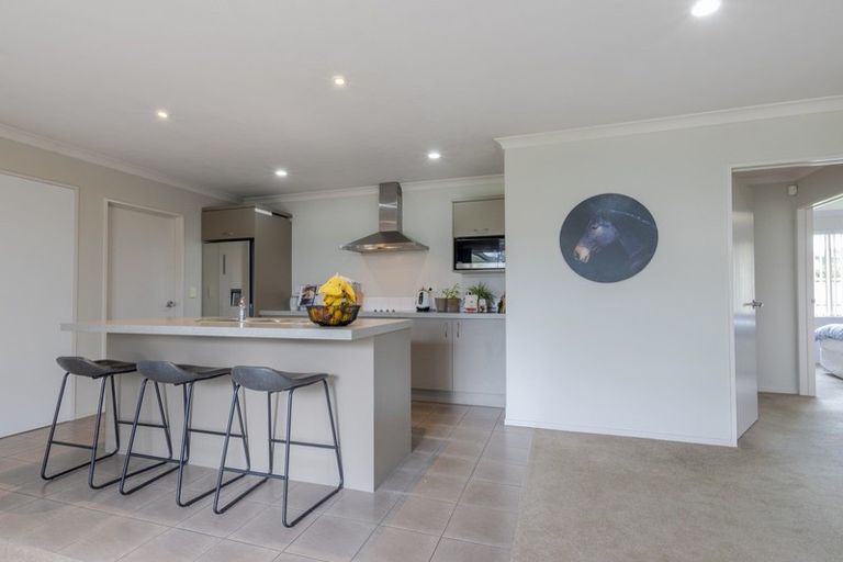 Photo of property in 29a Madison Street, Cambridge, 3434