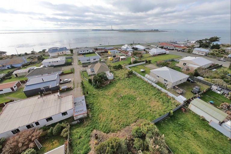 Photo of property in 246c Marine Parade, Bluff, 9814