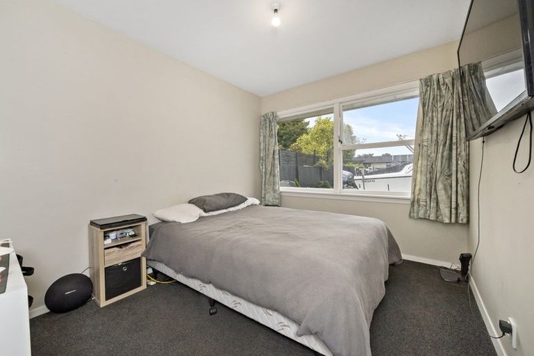 Photo of property in 83 Cotswold Avenue, Bishopdale, Christchurch, 8053