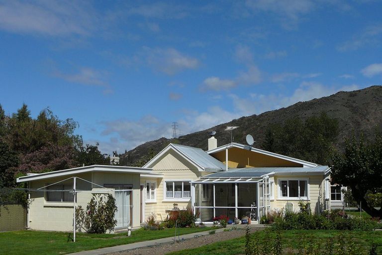 Photo of property in 12 Sunderland Street, Clyde, 9330