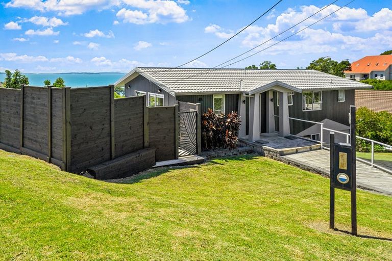 Photo of property in 300 Whangaparaoa Road, Stanmore Bay, Whangaparaoa, 0932