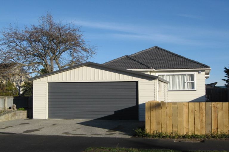Photo of property in 32 Sinclair Street, New Brighton, Christchurch, 8083