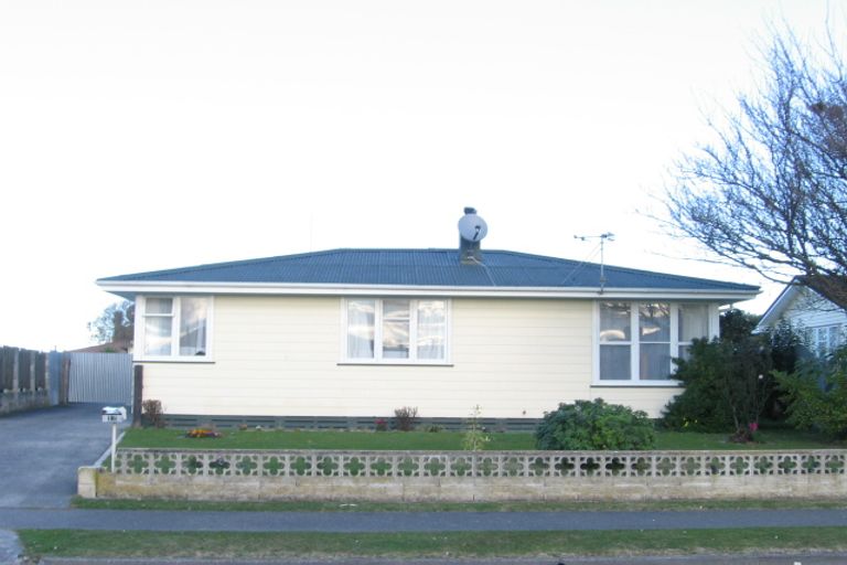 Photo of property in 16 Plowman Crescent, Onekawa, Napier, 4110