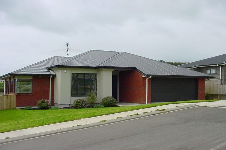 Photo of property in 28 Aspiring Terrace, Aotea, Porirua, 5024