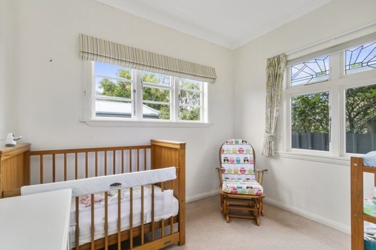 Photo of property in 142 Waiwhetu Road, Waterloo, Lower Hutt, 5011