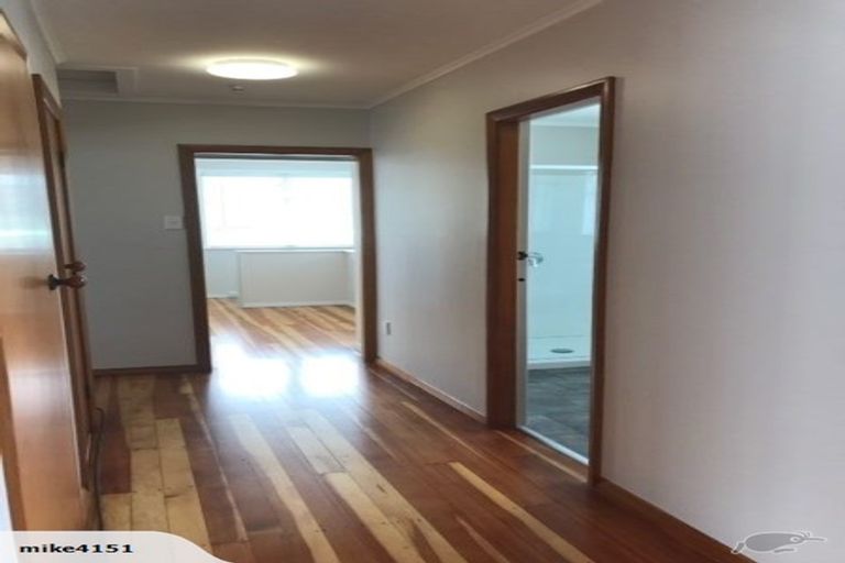 Photo of property in 23 Turkington Street, Tawa, Wellington, 5028