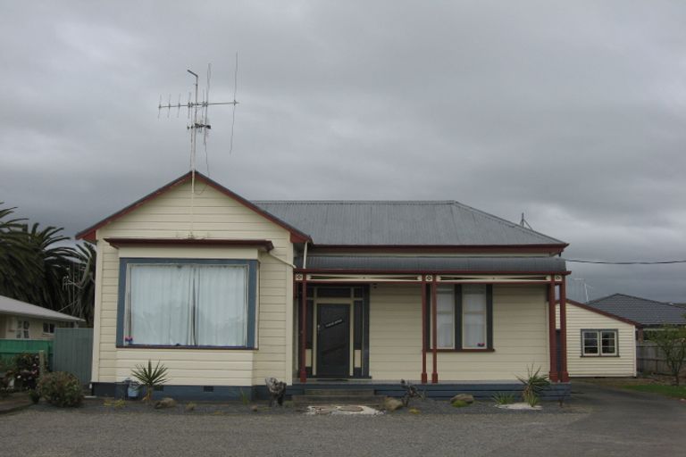 Photo of property in 88 Winchester Street, Levin, 5510