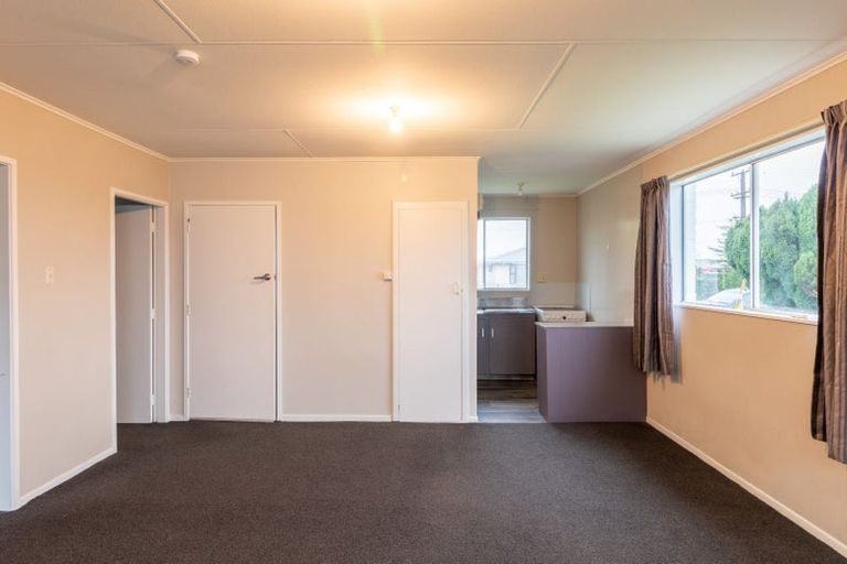 Photo of property in 12 Dipton Street, Kingswell, Invercargill, 9812