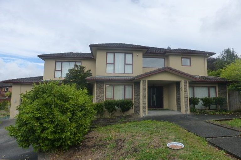 Photo of property in 69 San Marino Drive West, Henderson, Auckland, 0612