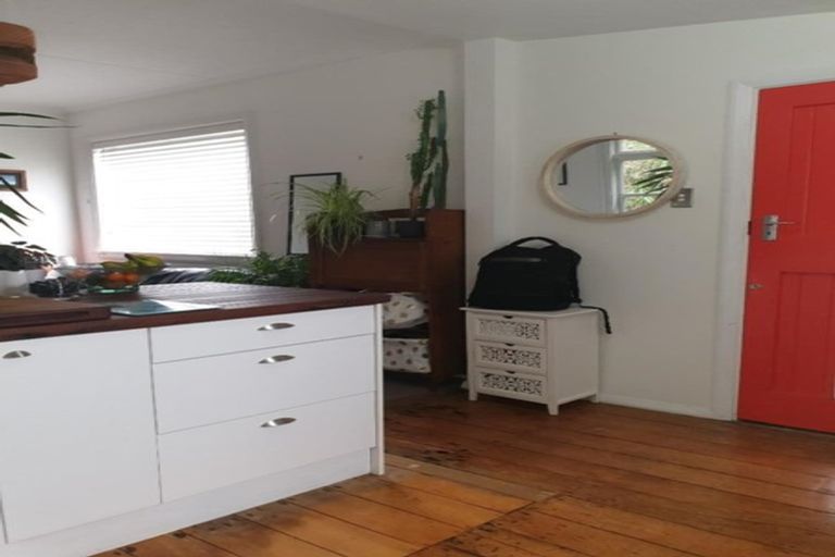 Photo of property in 35a Moa Point Road, Moa Point, Wellington, 6022