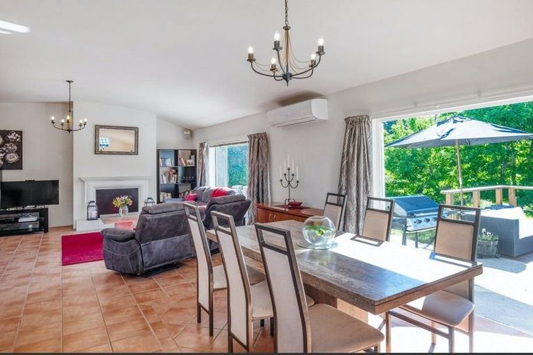 Photo of property in 75 Makora Road, Otaihanga, Paraparaumu, 5036