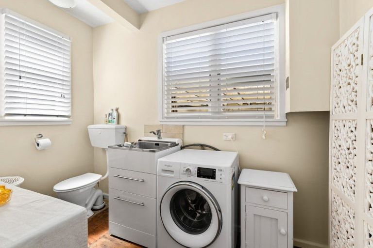 Photo of property in 811 Saint Aubyn Street West, Saint Leonards, Hastings, 4120