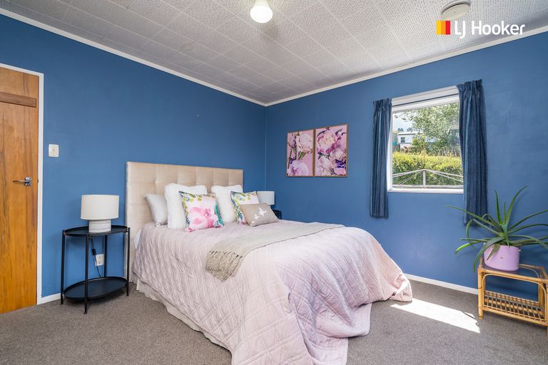 Photo of property in 40 Centennial Avenue, Helensburgh, Dunedin, 9010