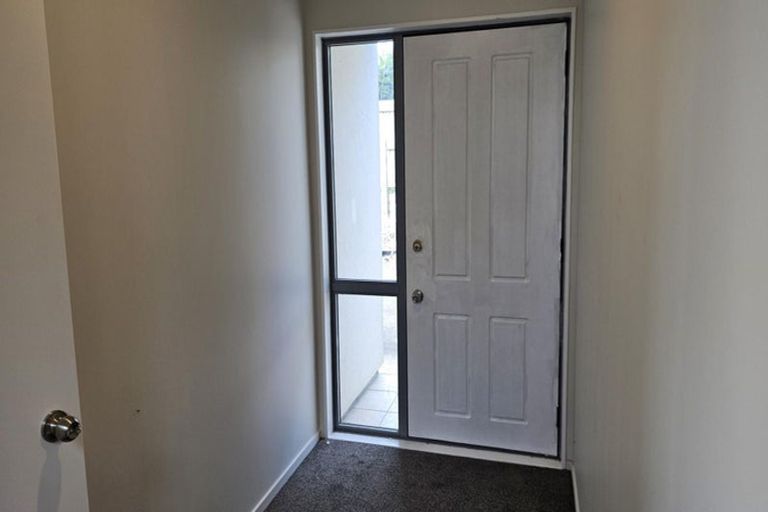 Photo of property in 283a Don Buck Road, Massey, Auckland, 0614