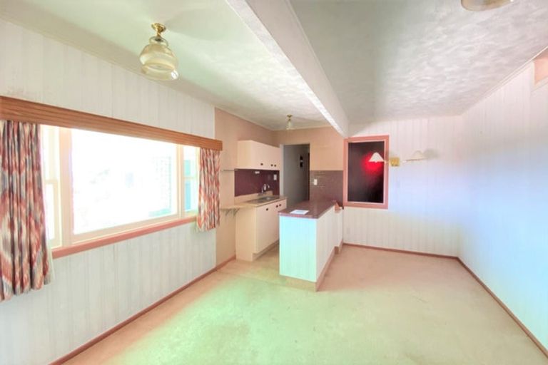 Photo of property in 57 Exmouth Road, Northcote, Auckland, 0627