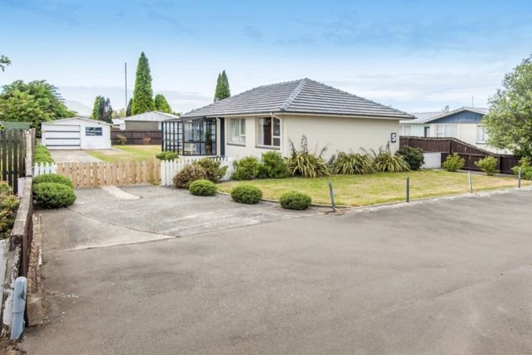 Photo of property in 5 Bermuda Drive, Hornby, Christchurch, 8042