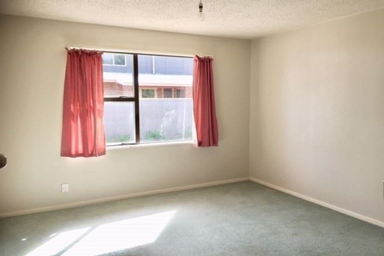 Photo of property in 4 Lodge Place, Ilam, Christchurch, 8041