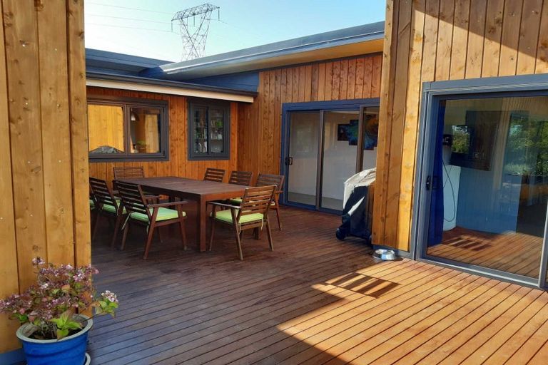 Photo of property in 17 Angus Way, Nikau Valley, Paraparaumu, 5032