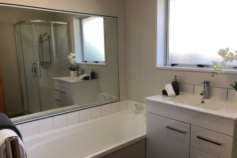 Photo of property in 2/46 Division Street, Riccarton, Christchurch, 8041