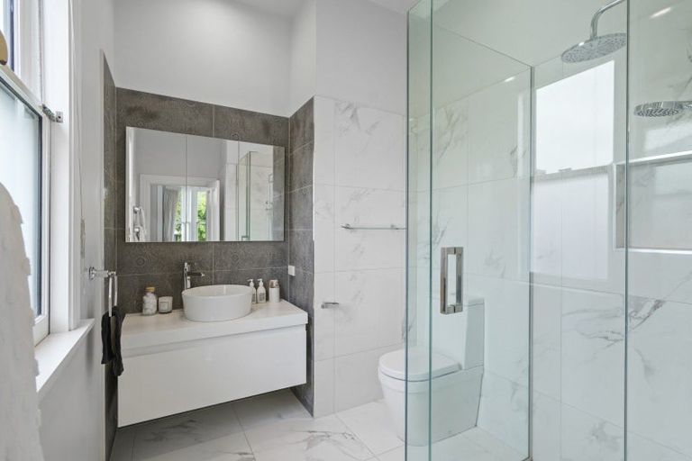 Photo of property in 77 Rutland Street, St Albans, Christchurch, 8014