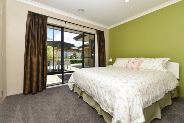 Photo of property in 8 The Peninsula, Huntington, Hamilton, 3210