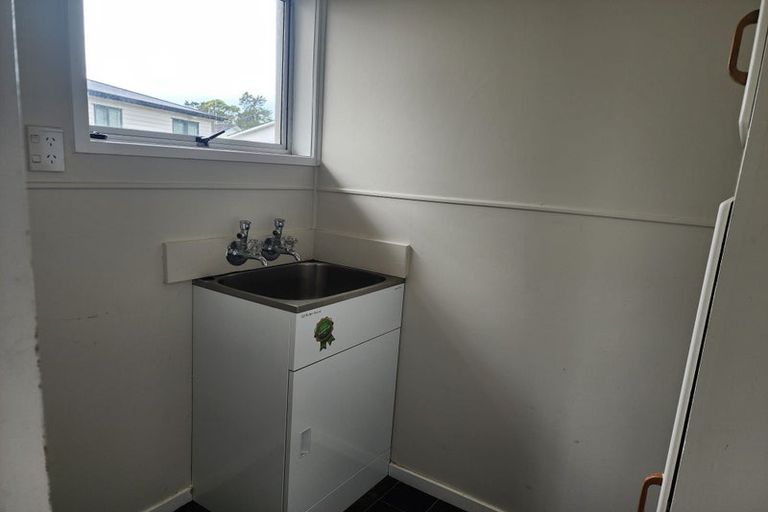 Photo of property in 58 Riverpark Crescent, Henderson, Auckland, 0610
