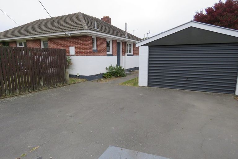 Photo of property in 76 Maidstone Road, Ilam, Christchurch, 8041