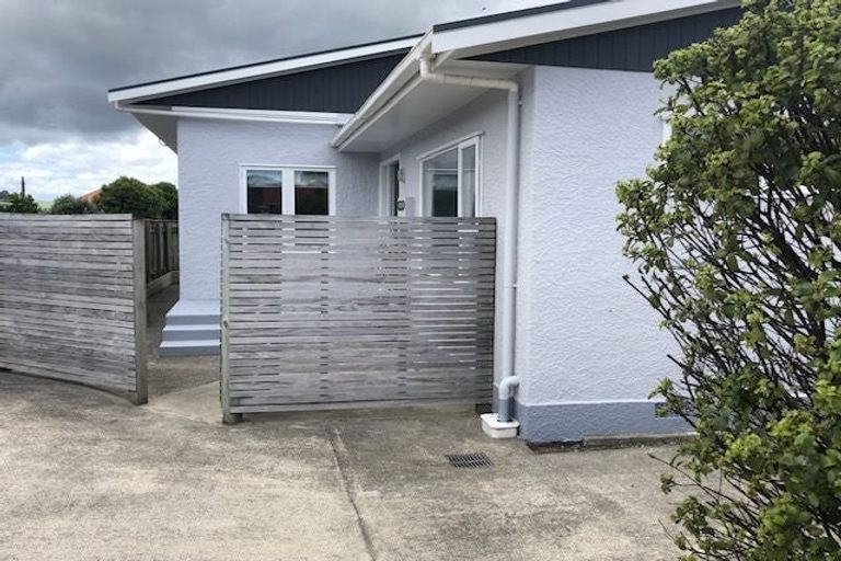 Photo of property in 7c Mclellan Street, Tawa, Wellington, 5028