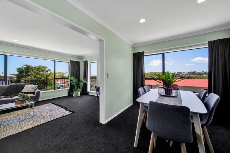 Photo of property in 13 Virginia Place, Whalers Gate, New Plymouth, 4310