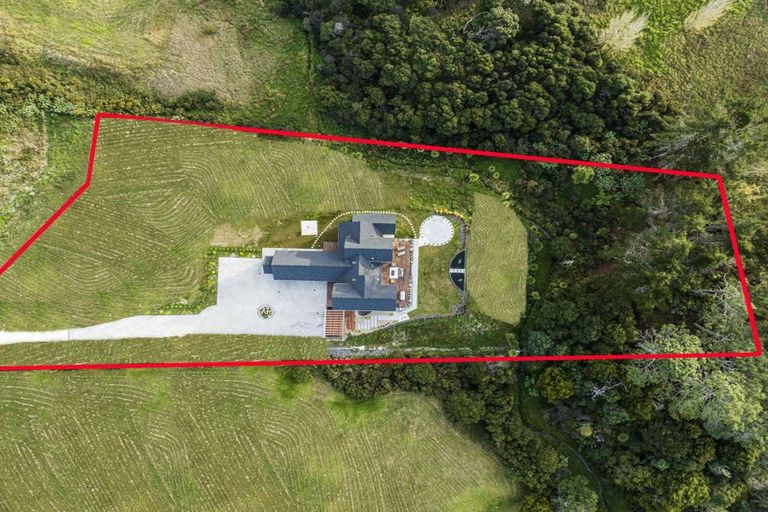 Photo of property in 91 Spur Road, Stillwater, Silverdale, 0993