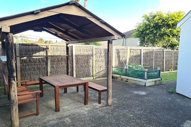 Photo of property in 3a Wendover Road, Glendowie, Auckland, 1071