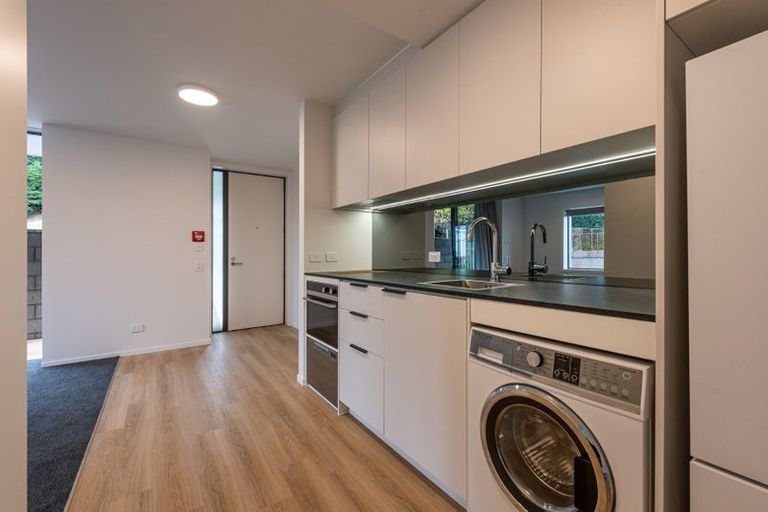 Photo of property in 43b Tasman Street, Mount Cook, Wellington, 6021