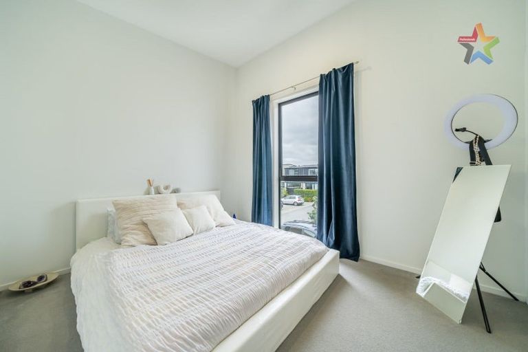 Photo of property in 15 Te Ara O Paetutu, Petone, Lower Hutt, 5012