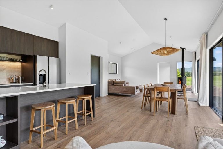 Photo of property in 2136d Cove Road, Mangawhai, Kaiwaka, 0573