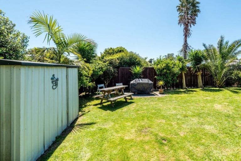 Photo of property in 4 Yearsley Place, Manurewa, Auckland, 2102