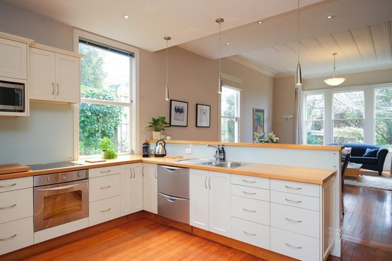 Photo of property in 20 Leven Street, Roslyn, Dunedin, 9010