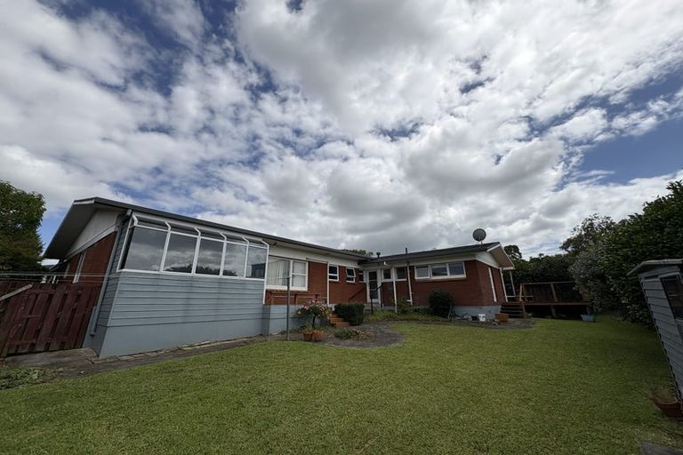 Photo of property in 7 Stansfield Place, Sunnyhills, Auckland, 2010